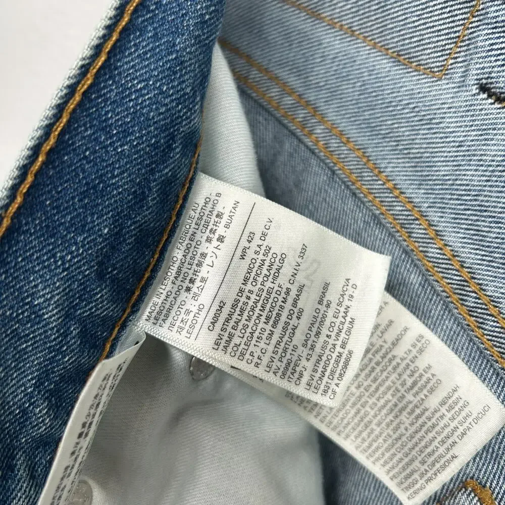 LEVIS 560 Jeans Mens 38x30 Loose Fit Baggy Tapered Leg Denim Comfort Cotton Blue